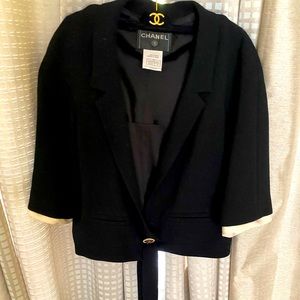 Chanel jacket size 42